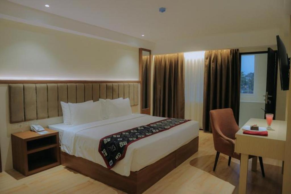 Grand Dafam Q || Dhm Syariah 4*