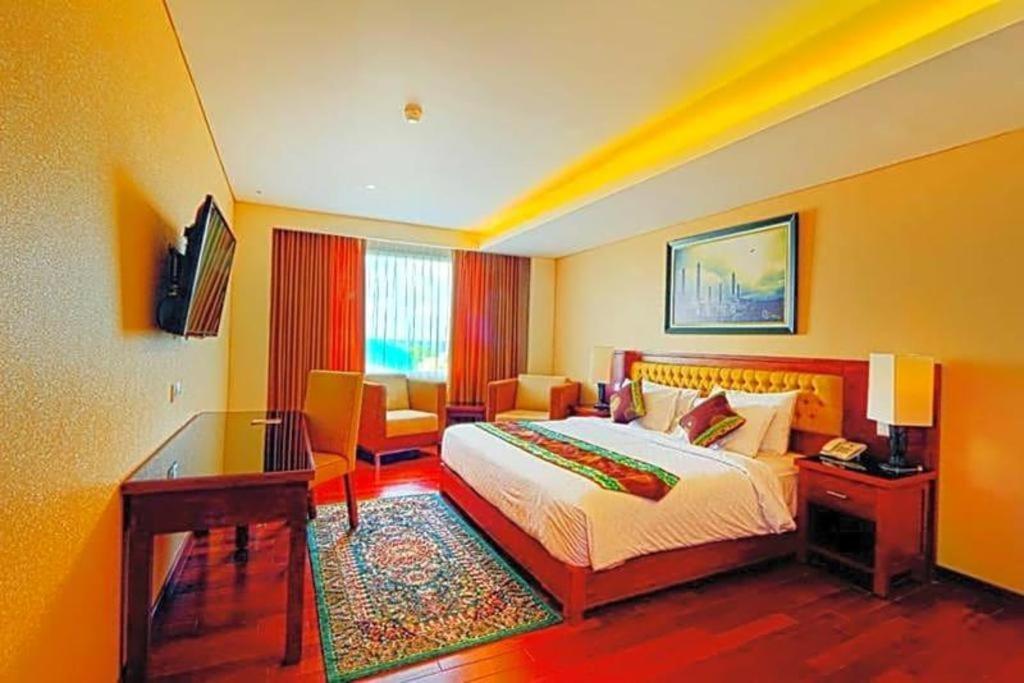 Grand Dafam Q || Dhm Syariah Hotel Banjarbaru