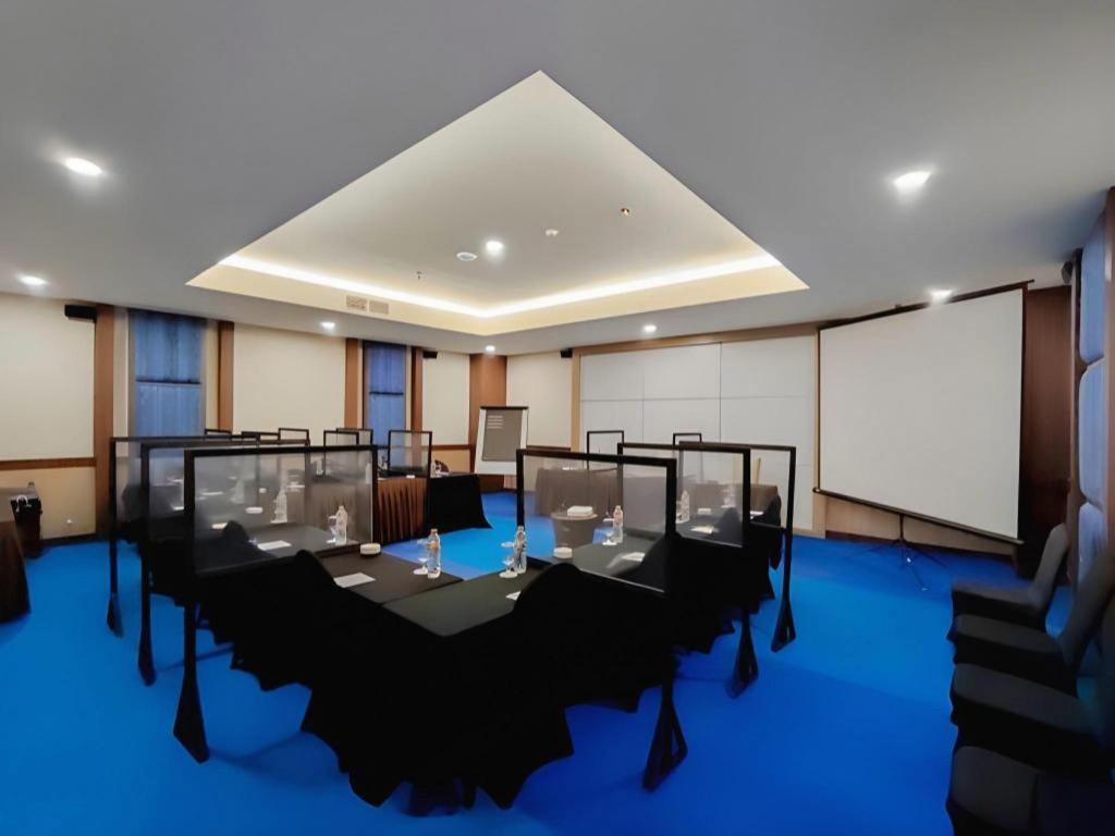 Grand Dafam Q || Dhm Syariah Hotel 4*